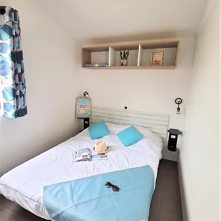 Camping Le Clos Des Pins 4*
