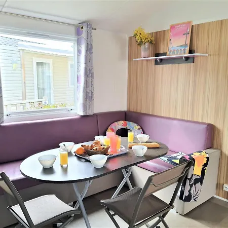 Le Clos Des Pins 4*